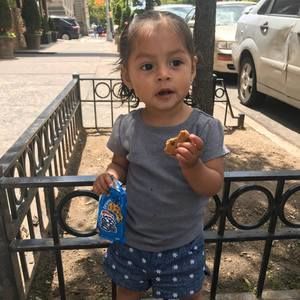 Meet your Posher, Casandra